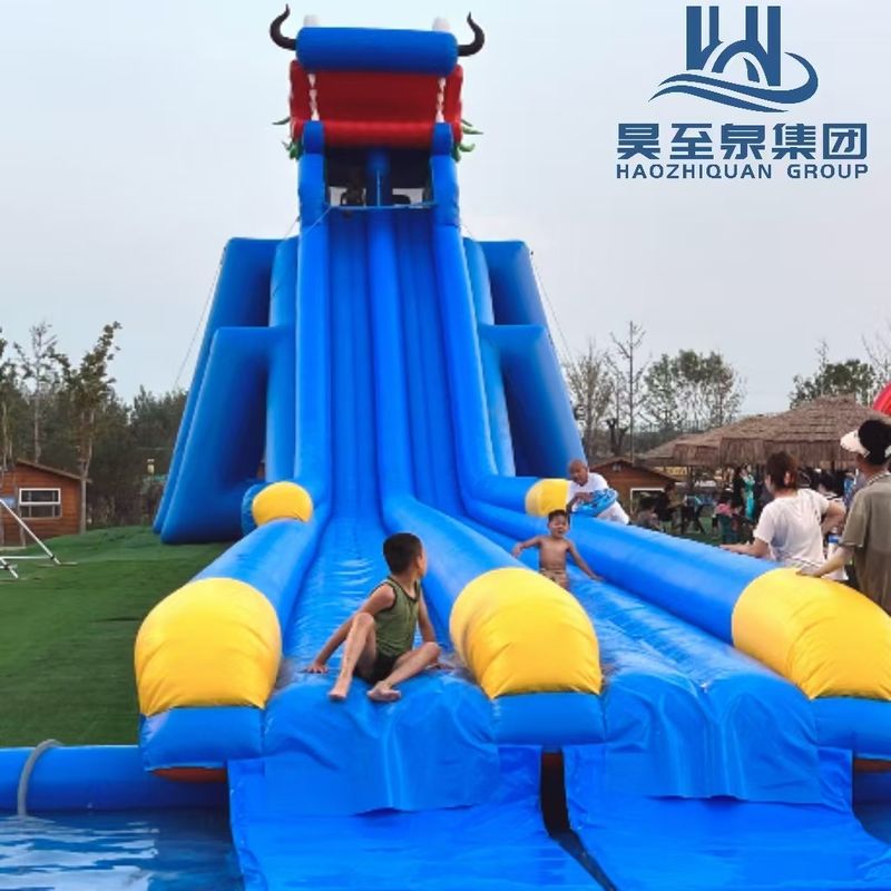 Casa de rebote inflable de 15 pies con tobogán de agua grifo verde de trabajo pesado tobogán de agua inflable con soplador